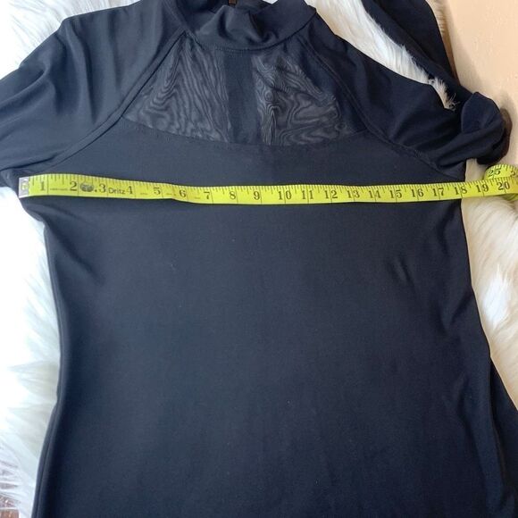 Barcelino Contrast Mesh Long Sleeve Top Size Medium - Picture 4 of 10